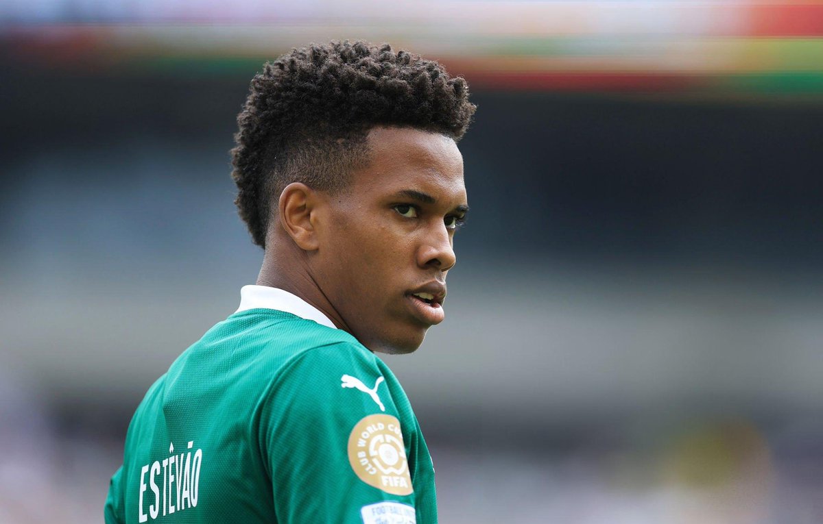 记者：转会合同未含回避条款，埃斯特旺可以出战对阵切尔西的比赛