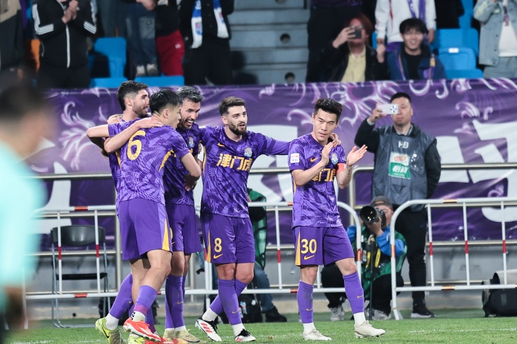 开云下载-天津日报：津门虎队重启训练备战，全力冲刺2025赛季收官阶段